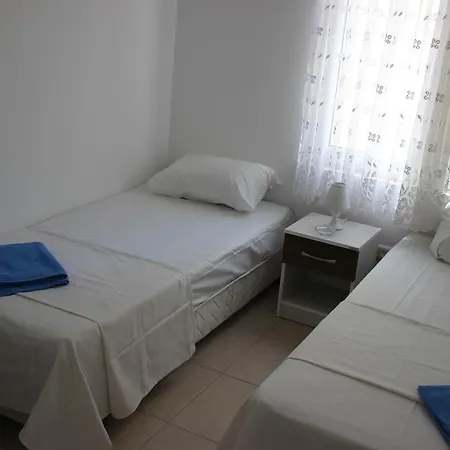 Canero Apart Apartment *